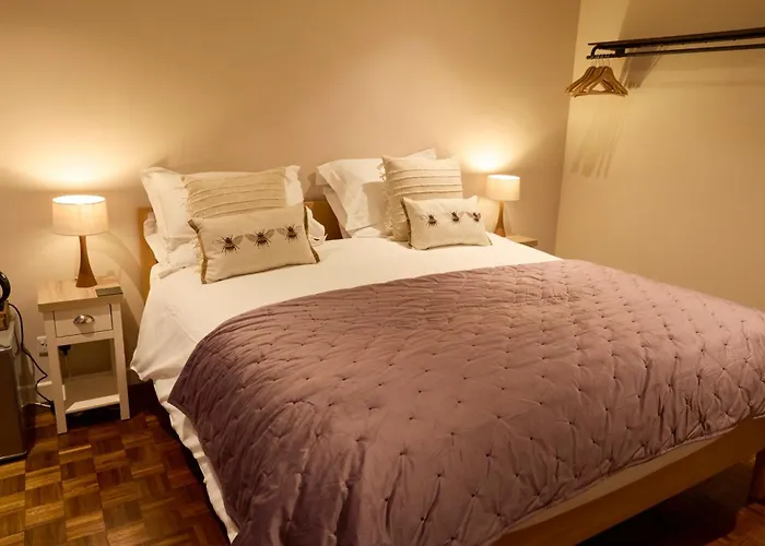 Hunters Lodge Inn
